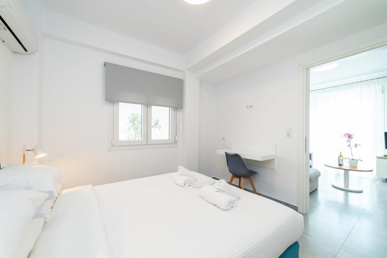 Dionysos Residential Complex Apartment Ofrínion Exterior photo