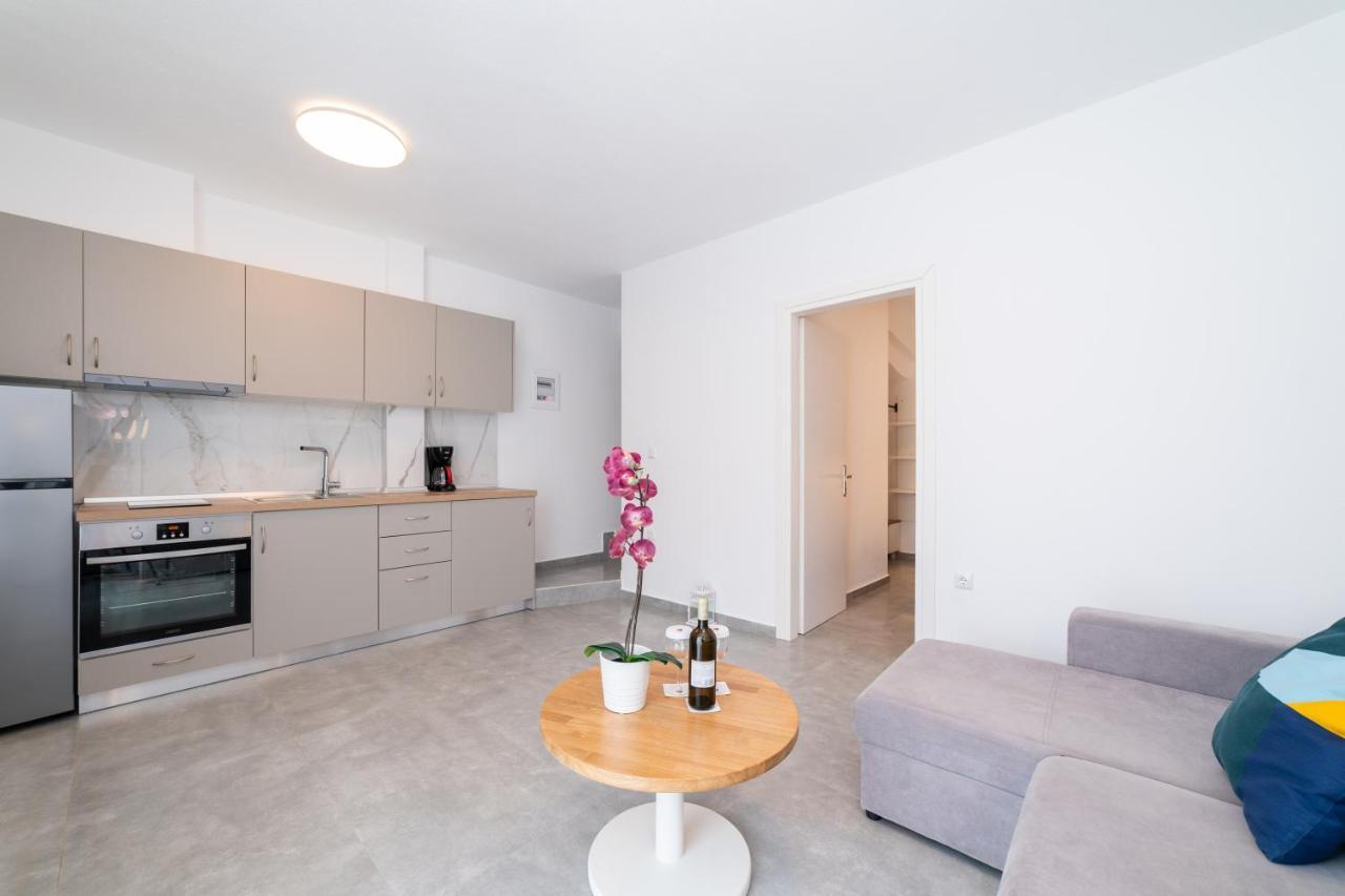 Dionysos Residential Complex Apartment Ofrínion Exterior photo